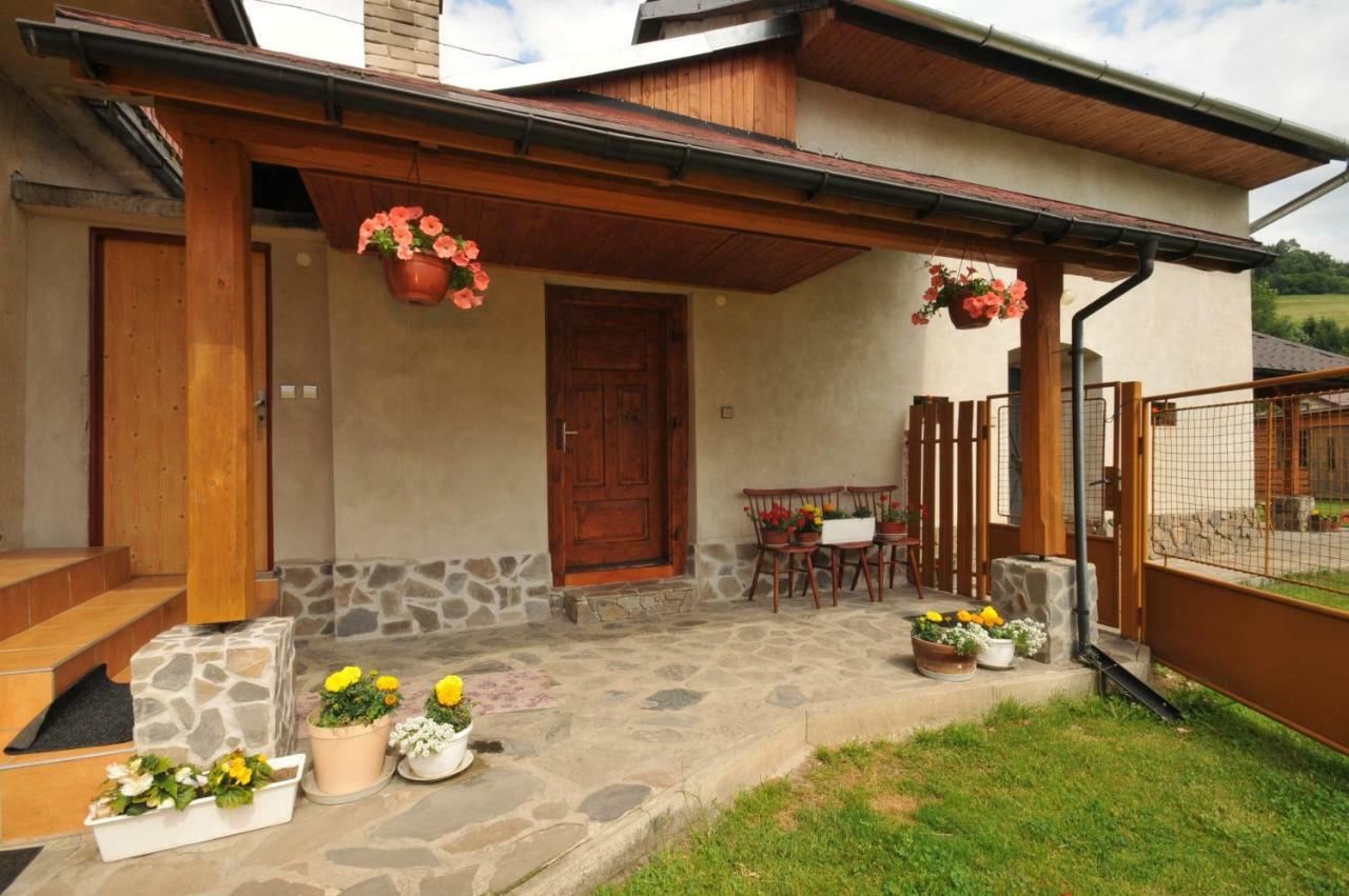 Ubytovanie U Jozefa Červený Kláštor Exteriör bild