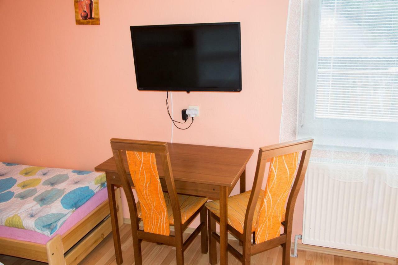 Ubytovanie U Jozefa Červený Kláštor Exteriör bild