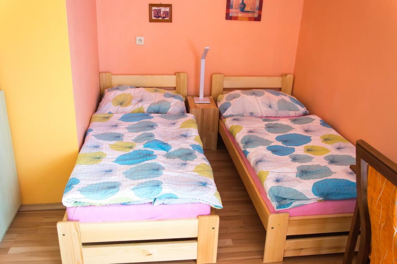 Ubytovanie U Jozefa Červený Kláštor Exteriör bild